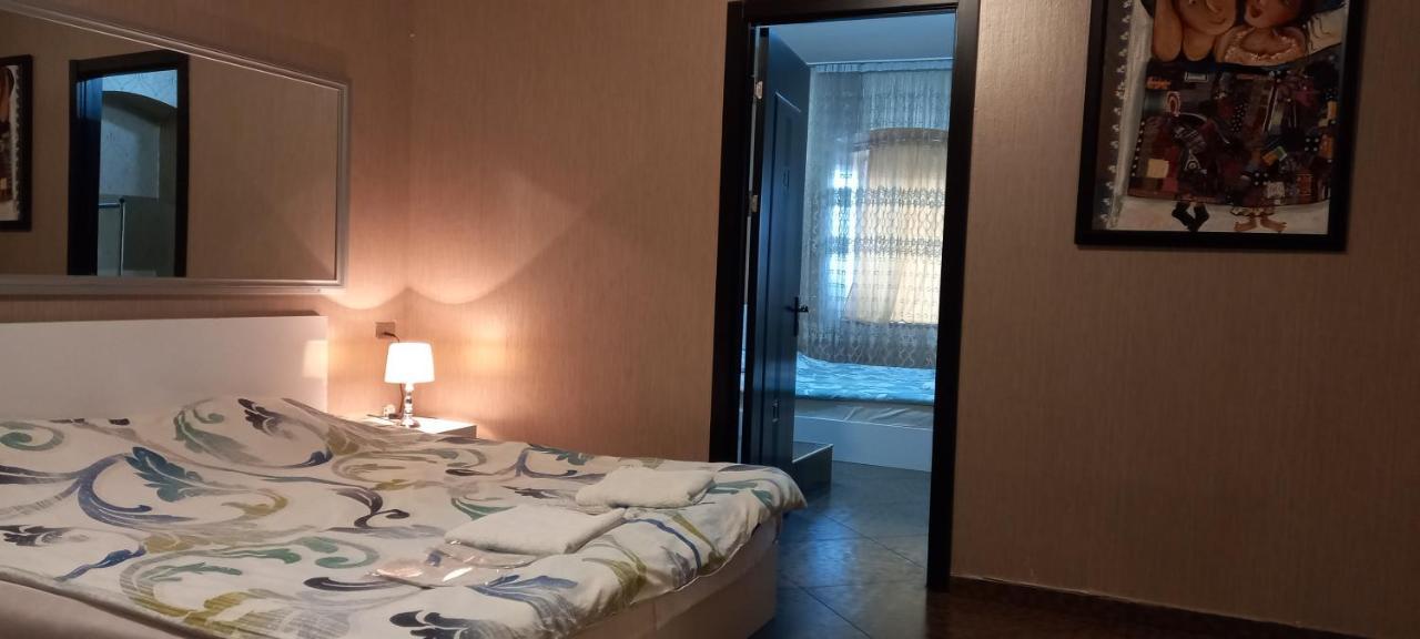 Hotel 6 Old Тбилиси Экстерьер фото