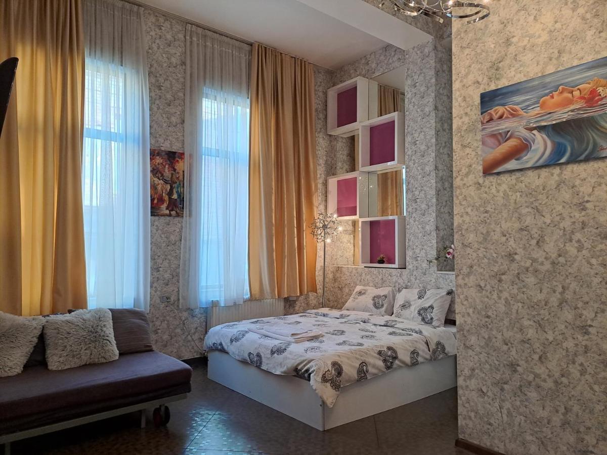 Hotel 6 Old Тбилиси Экстерьер фото