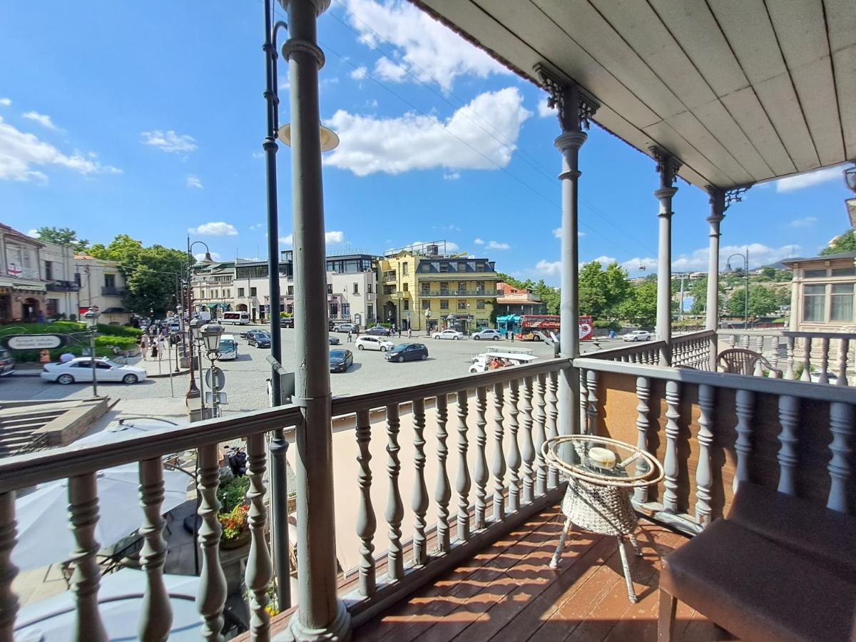 Hotel 6 Old Тбилиси Экстерьер фото